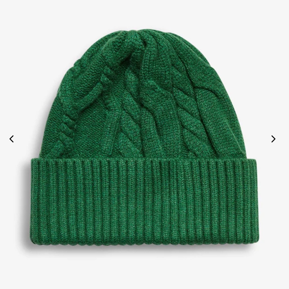 Varley Chamond Cable Beanie - Green (sold out online!)